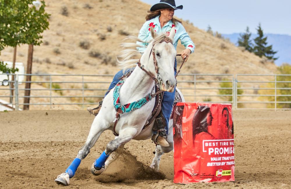 'Living my life like I don’t have cancer:' Despite a diagnosis of metastatic breast cancer, Maria Pearson continues her barrel racing passion